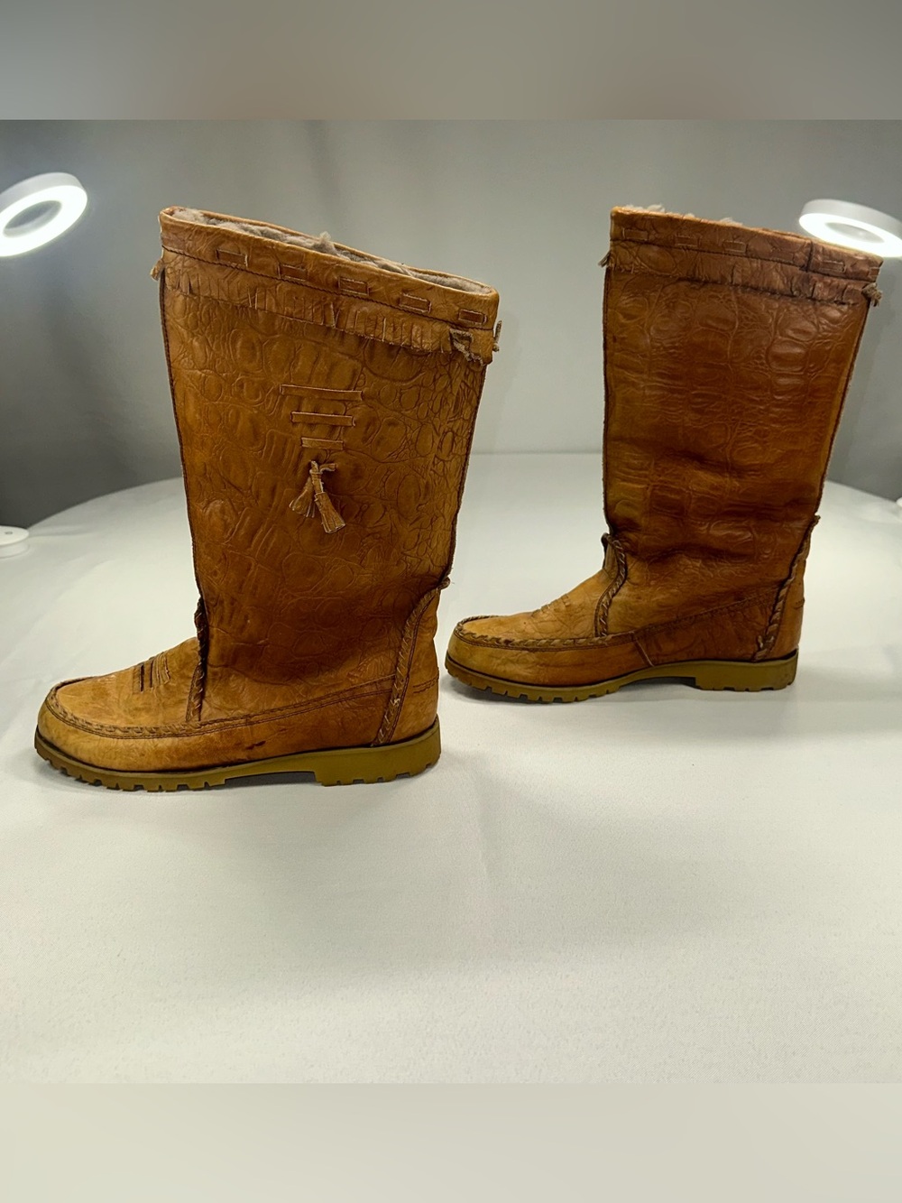 Vintage 70s Crocodile Embossed Leather Mukluk Boots Fringe Tassel Romania 8.5 9 - Picture 5 of 13